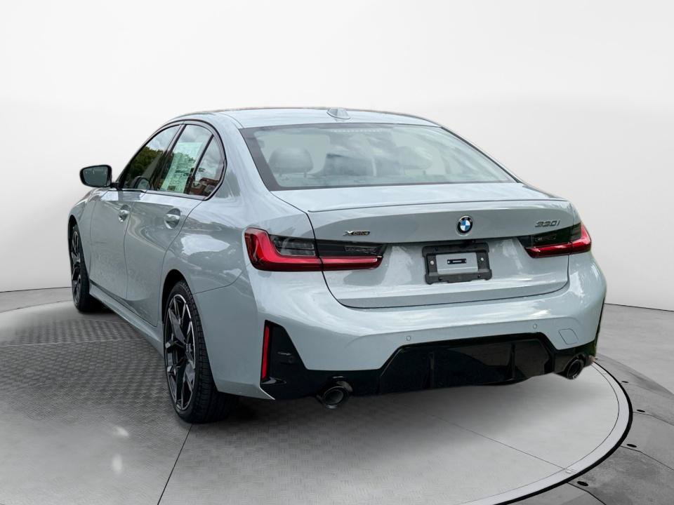 New 2026 BMW 330i xDrive Sedan w/ M Sport Package AWD/4WD image 5