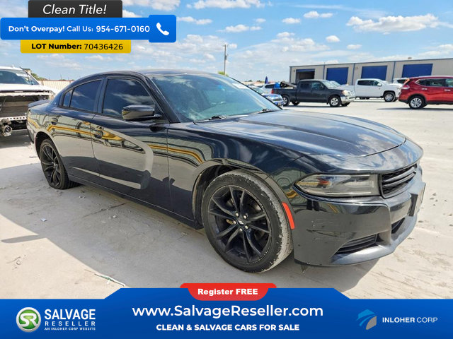 Used 2017 Dodge Charger SE w/ Blacktop Package RWD image 5