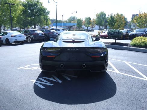 Used 2023 Maserati MC20 Coupe image 14