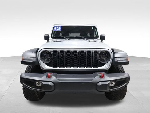 Used 2024 Jeep Wrangler Unlimited Rubicon image 7