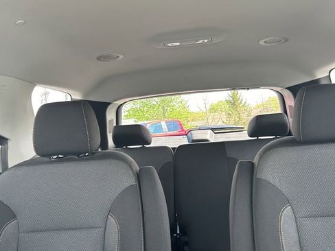 Used 2020 Chevrolet Traverse LT FWD image 46