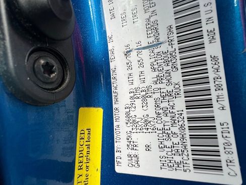 Used 2017 Toyota Tacoma TRD Off-Road image 13