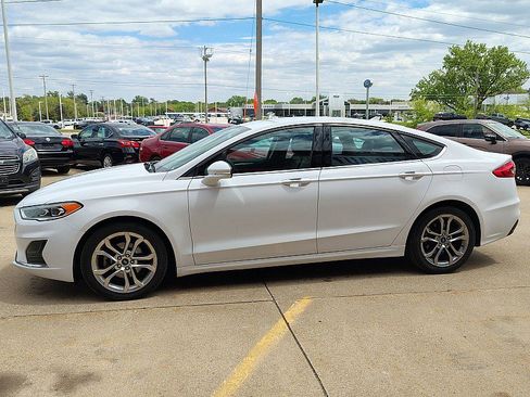 Used 2020 Ford Fusion SEL FWD image 1