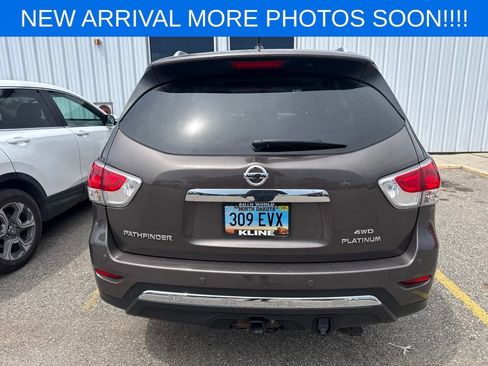 Used 2016 Nissan Pathfinder Platinum AWD/4WD image 3