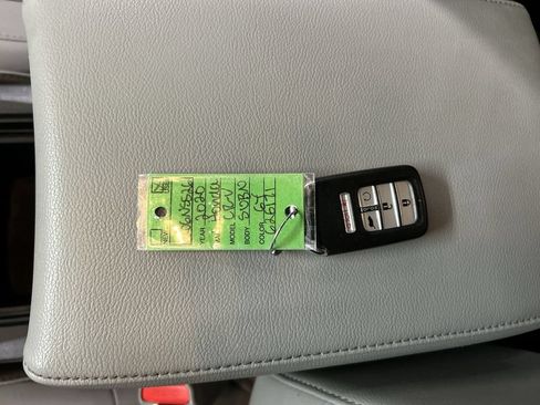 Used 2020 Honda CR-V EX-L image 12