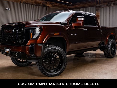 Used 2024 GMC Sierra 2500 Denali Ultimate image 5