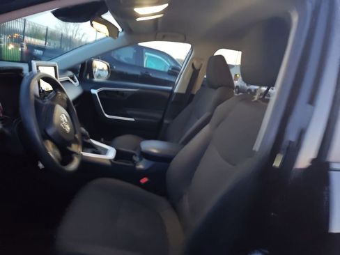 Used 2023 Toyota RAV4 LE image 6