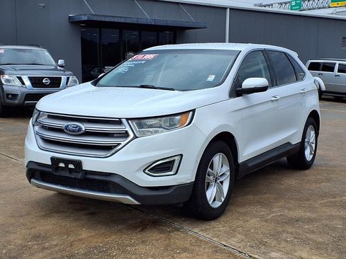 Used 2015 Ford Edge SEL FWD image 3