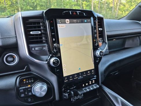 Used 2024 RAM 1500 Laramie AWD/4WD image 36