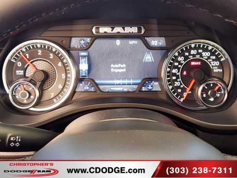 Used 2025 RAM 1500 Laramie w/ Sport Appearance Package AWD/4WD image 10