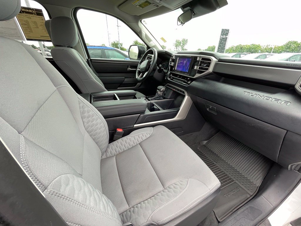 Used 2024 Toyota Tundra SR5 AWD/4WD image 25