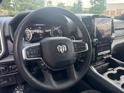 Used 2025 RAM 1500 Big Horn AWD/4WD image 16