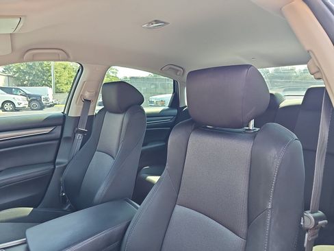 Used 2021 Honda Accord LX image 14