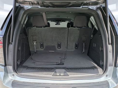 Used 2025 Chevrolet Tahoe LT AWD/4WD image 13