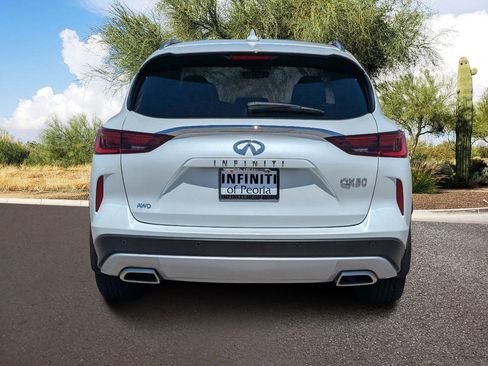 Used 2025 INFINITI QX50 Sport image 4