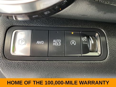 Used 2025 Chevrolet Equinox LT AWD/4WD image 10