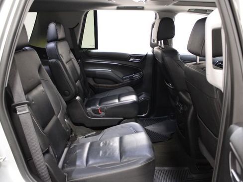 Used 2018 Chevrolet Tahoe LT w/ LT Signature Package image 33