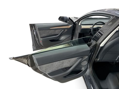 Used 2023 Tesla Model 3 Standard Range RWD image 10