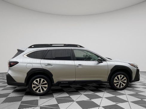 Certified 2025 Subaru Outback Premium image 27