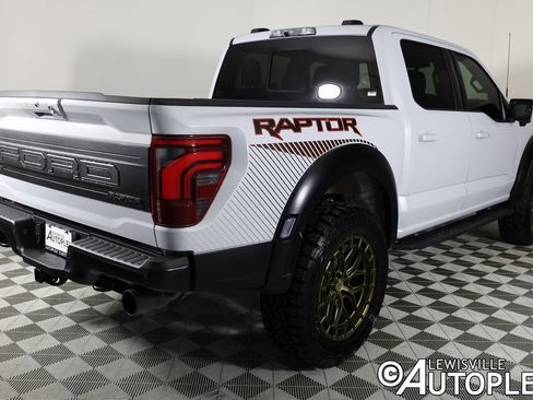 Used 2025 Ford F150 Raptor image 5