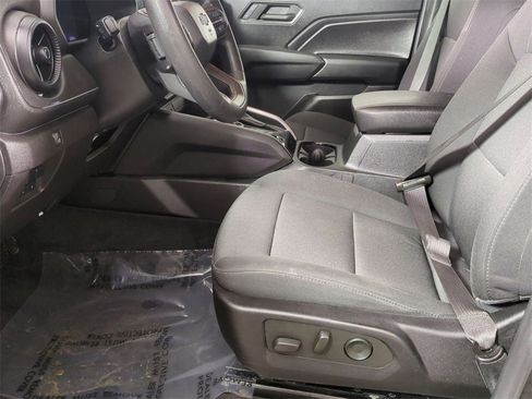 Certified 2023 Chevrolet Colorado Trail Boss w/ Technology Package image 19