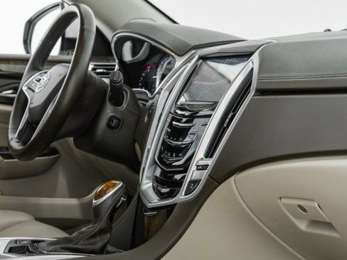 Used 2014 Cadillac SRX Luxury w/ Driver Awareness Package FWD image 25