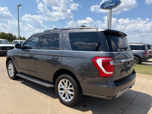 Used 2020 Ford Expedition XLT w/ Equipment Group 202A RWD image 5
