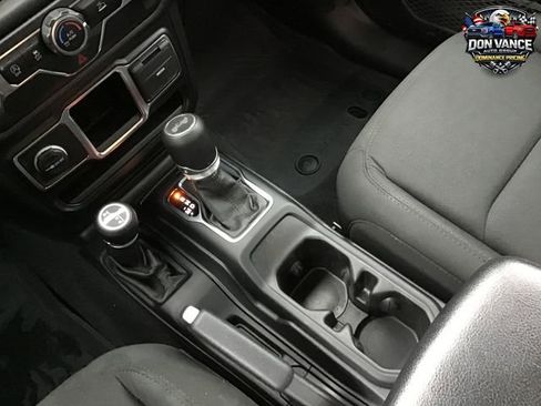 Used 2021 Jeep Wrangler Unlimited Sport AWD/4WD image 24
