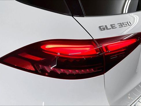 Used 2024 Mercedes-Benz GLE 350 4MATIC image 28