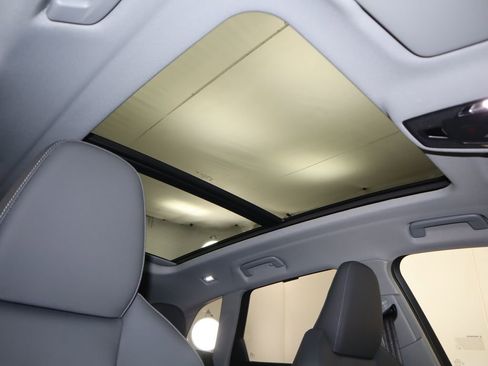 Certified 2025 Audi Q5 Premium Plus w/ Premium Plus image 21