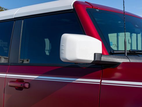 New 2025 Ford Bronco Heritage Edition AWD/4WD image 11