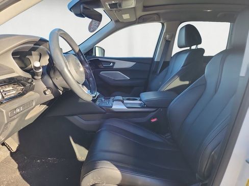 Used 2023 Acura MDX SH-AWD image 9