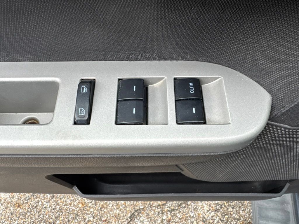 Used 2012 Ford Escape XLT FWD image 13