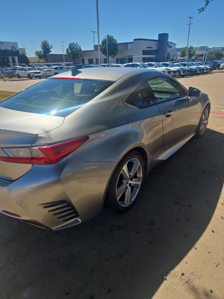 Used 2016 Lexus RC 200t RWD image 7