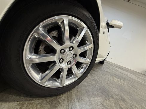 Used 2006 Cadillac STS V8 w/ Preferred Equipment Group RWD image 12