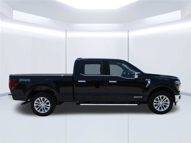 Used 2025 Ford F150 Lariat w/ Equipment Group 502A High AWD/4WD image 8