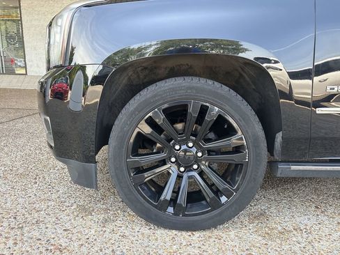 Certified 2020 GMC Yukon XL Denali w/ Denali Ultimate Package AWD/4WD image 34