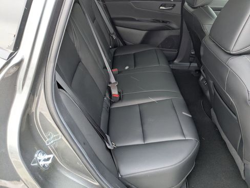 Used 2025 Nissan Murano SV image 27