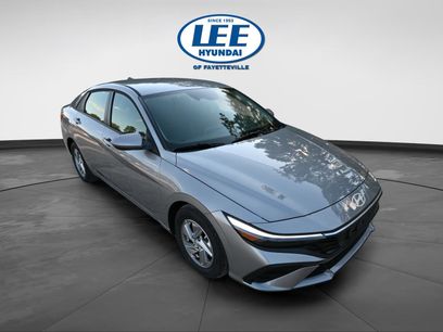 Certified 2025 Hyundai Elantra SE