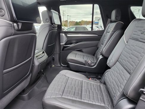 Used 2025 Cadillac Escalade V image 14