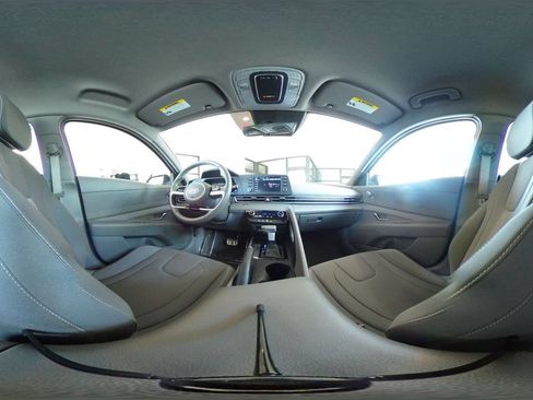 Used 2026 Hyundai Elantra Sport FWD image 41