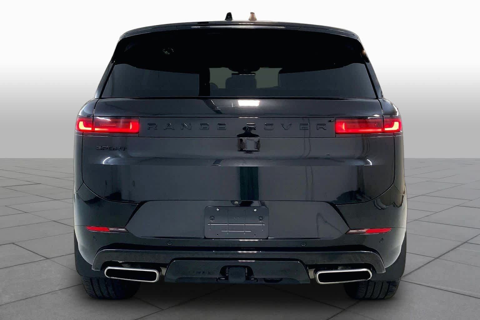 Used 2025 Land Rover Range Rover Sport Autobiography AWD/4WD image 4