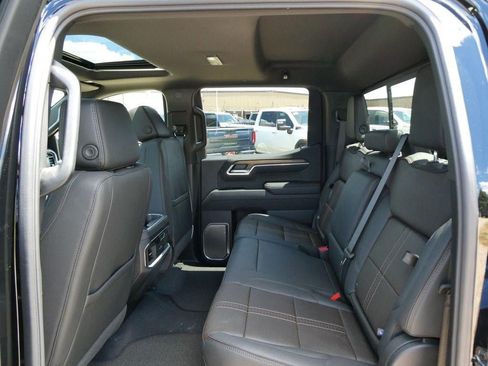 New 2026 Chevrolet Silverado 1500 High Country w/ Midnight Edition AWD/4WD image 16