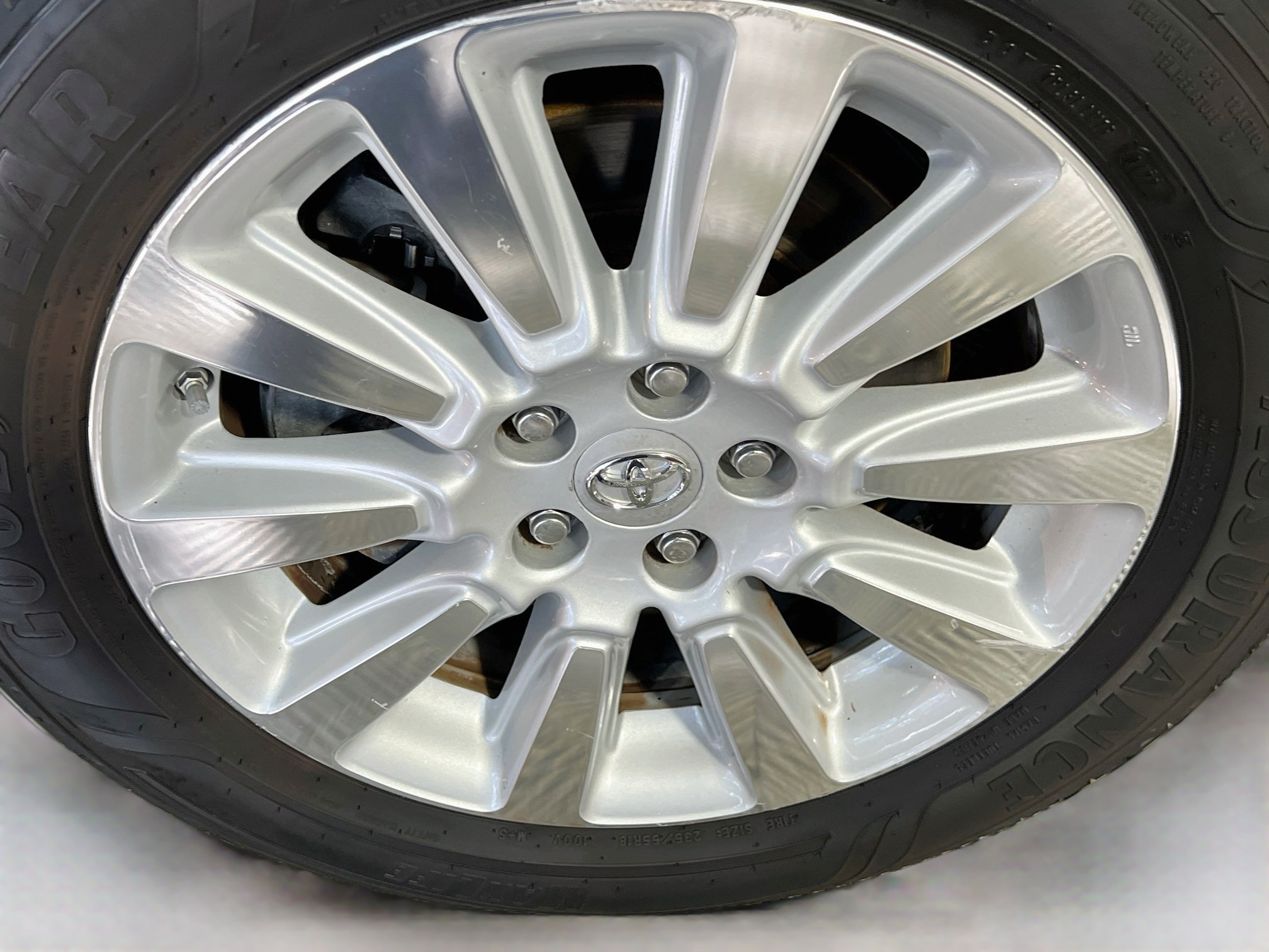Used 2013 Toyota Sienna XLE w/ Entertainment Pkg AWD/4WD image 14
