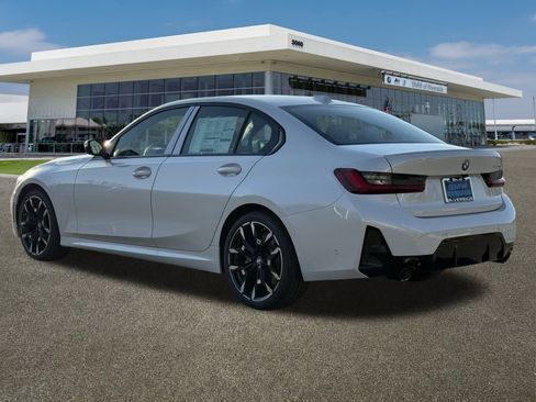 New 2026 BMW 330i Sedan image 8