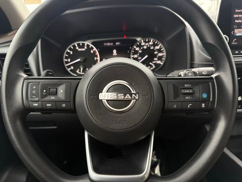 Certified 2023 Nissan Rogue SV image 23