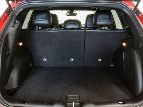 Used 2025 Jeep Compass Latitude w/ Sun & Sound Group AWD/4WD image 31