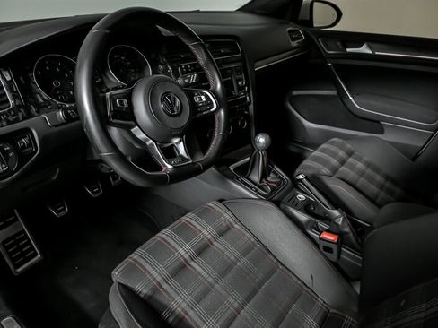 Used 2020 Volkswagen GTI S image 16