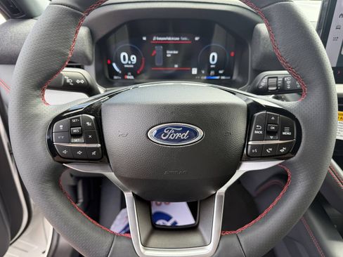 New 2026 Ford Explorer ST-Line w/ ST-Line Street Pack RWD image 26