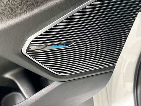 Used 2022 Jeep Grand Cherokee Overland image 17